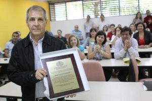 Departamento de Mecánica homenajeó al profesor Juan León Livinalli