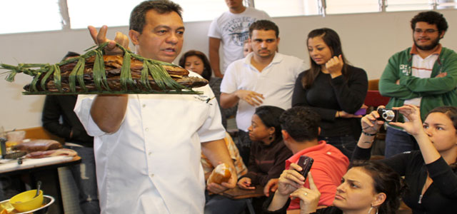 Los sabores del Amazonas invadieron el 004 del edificio de Aulas