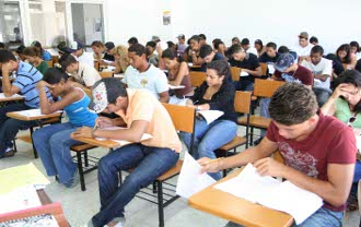 Venezuela destinará en 2012 menos de 1% del PIB a la educación superior