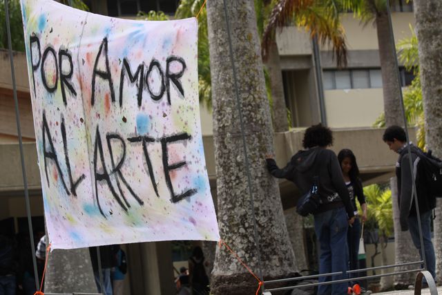 Estudiantes celebraron Por amor al arte