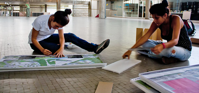 Estudiantes de Arquitectura ganan Concurso Nacional Alacero 2012