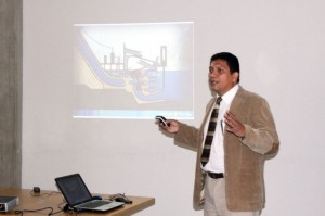 Orlando Aguillón, responsable de la Especialización en Confiabilidad de Sistemas Industriales.