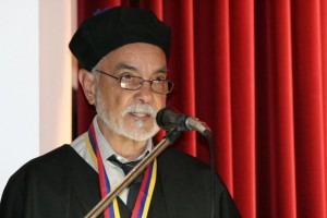 Antonio Hernández, Profesor Emérito de la USB.