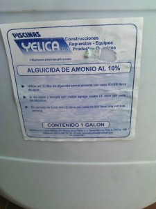 Se compraron 3 tambores de alguicida de amonio al 10% (1 galón c/u).