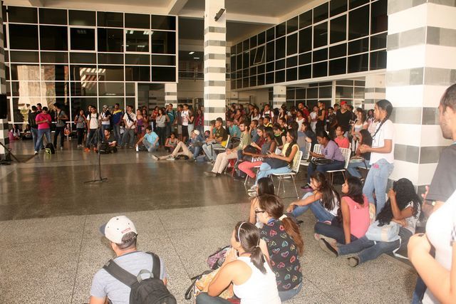 Centro de Estudiantes realizó asamblea informativa en el Litoral