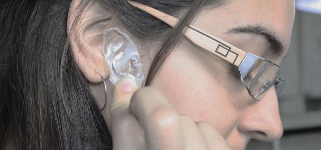 Exploran desarrollo de implantes de hidrogeles para tratar malformación congénita de la oreja