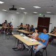 Un grupo de estudiantes y profesores de los departamentos de Biología de Organismos y Estudios Ambientales participó en el taller Métodos de Estudios de Fanerógamas Marinas, realizado en Santa Marta, […]
