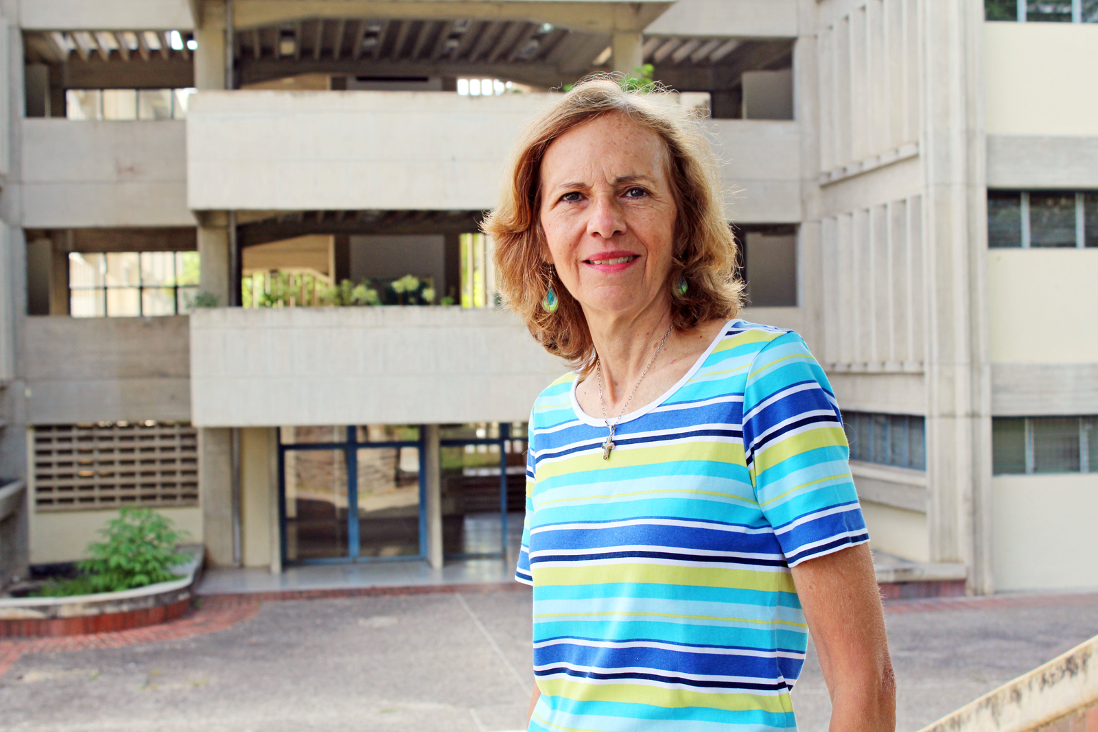 Profesora Gloria Buendía ganó beca del Centro Internacional de Física Teórica
